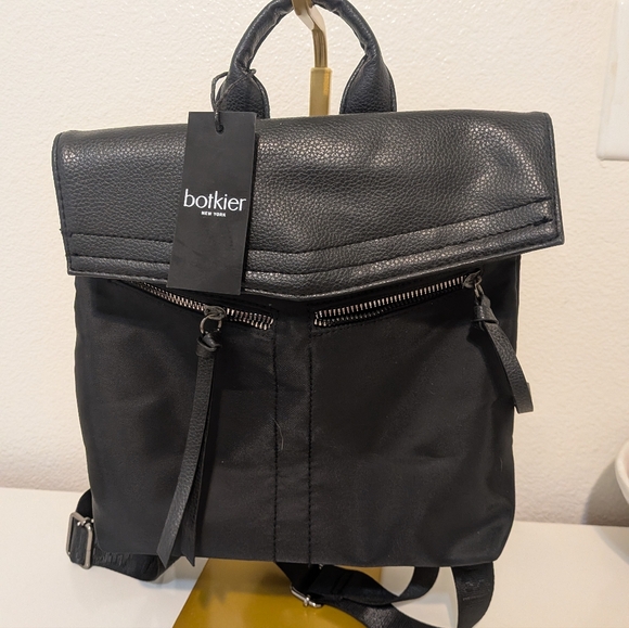 Botkier small Backpack Nwt - Picture 1 of 3